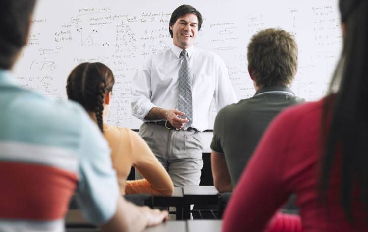 Questions to Ask on a College and University Campus Tour